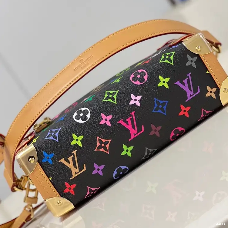 LV 2304YA0012 Bag 0516